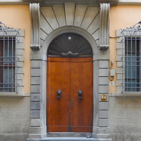 Stunning 5min Walk To Duomo フィレンツェ