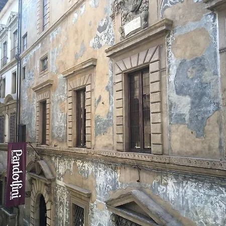 Stunning 5min Walk To Duomo *